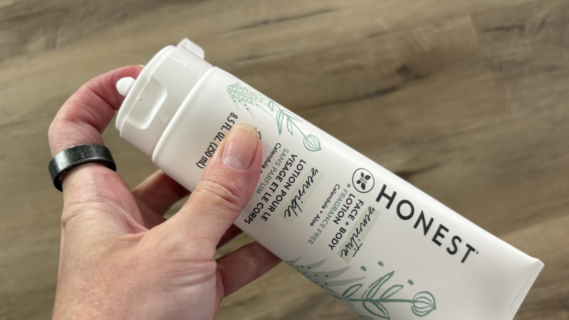 baby lotion - while some users reported a foul smell when using the honest lotion...