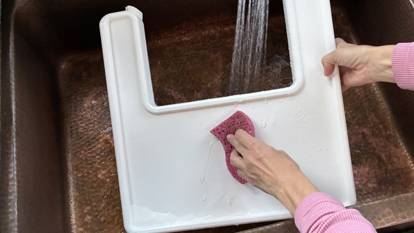 ikea antilop - we recommend hand washing the antilop&#039;s tray.