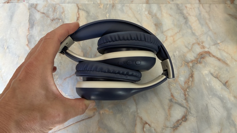 kids headphones - headphones that fold smaller (like the earfun k2) can be great for...