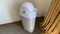 diaper pail