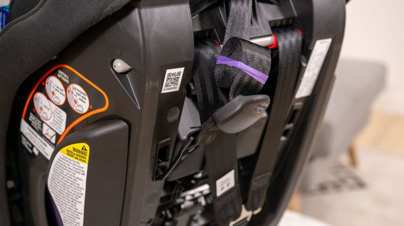 along with the lx's harness straps lives the connection point for...