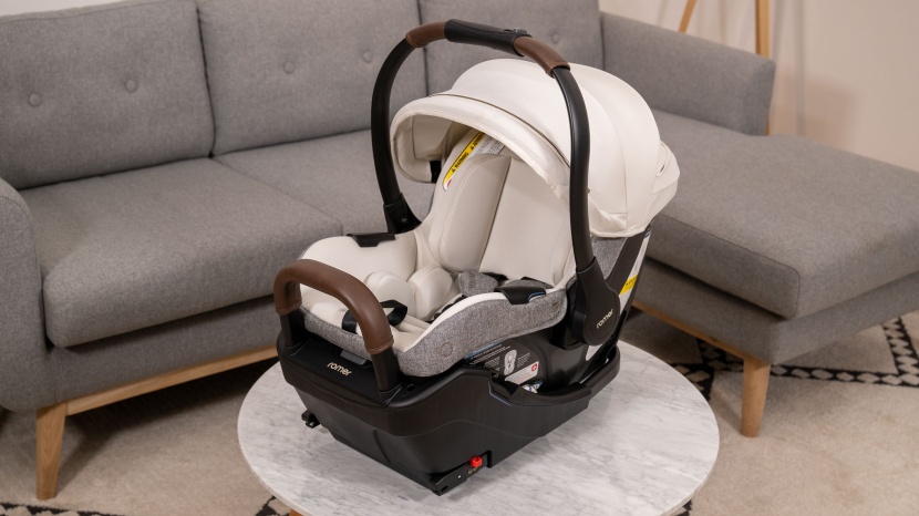 romer juni - the juni is a nice-looking seat with better-than-average supportive...