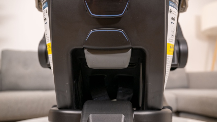 romer juni - the carrier release handle (in gray) helps unlock the carrier from...