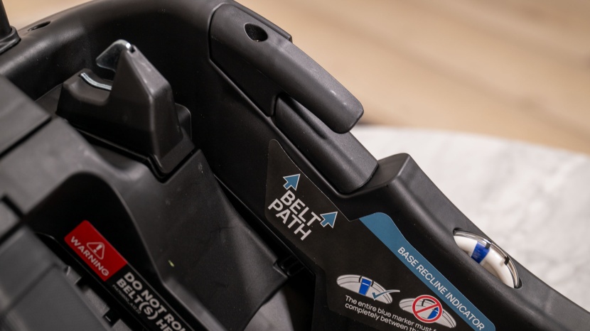 romer juni - the belt path for installing the juni base with the vehicle seatbelt...