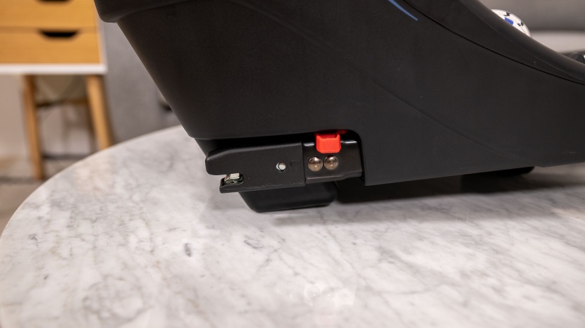 when not in use, the juni latch connectors slide back in place...