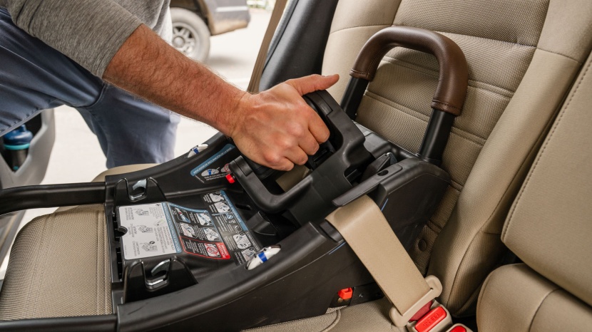 the juni's lockoff has a large center handle that makes snugging the...