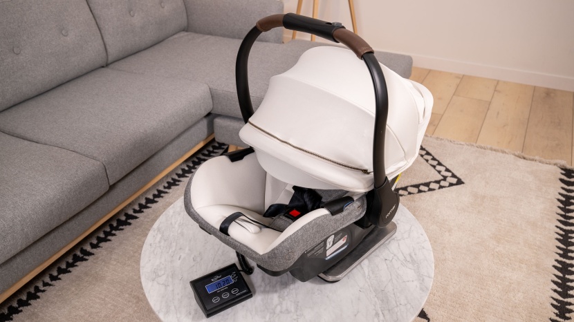 romer juni - the juni has an average weight carrier at just over 10 lbs.