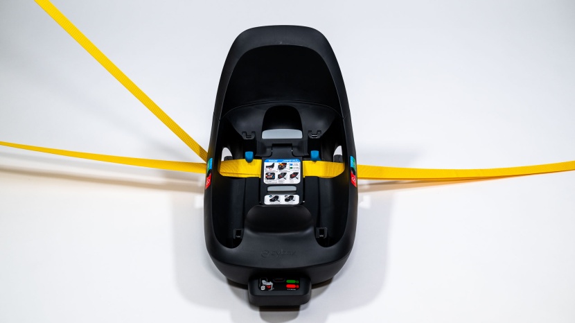 the belt path for installing the cloud using the vehicle belt is...