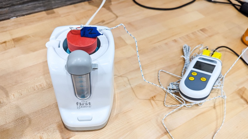 the first years 2-in-1 simple serve - we monitored the content temperatures over several test sessions to...