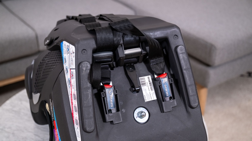cybex callisto g 360 - while the cybex's bottom latch storage works well, it doesn't retain...