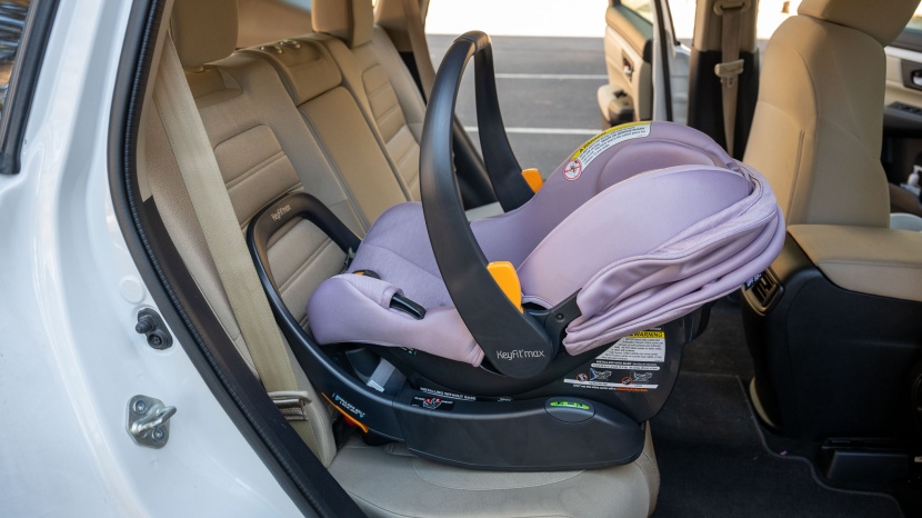 chicco keyfit max cleartex - installing the max with latch connectors is the easiest method for...