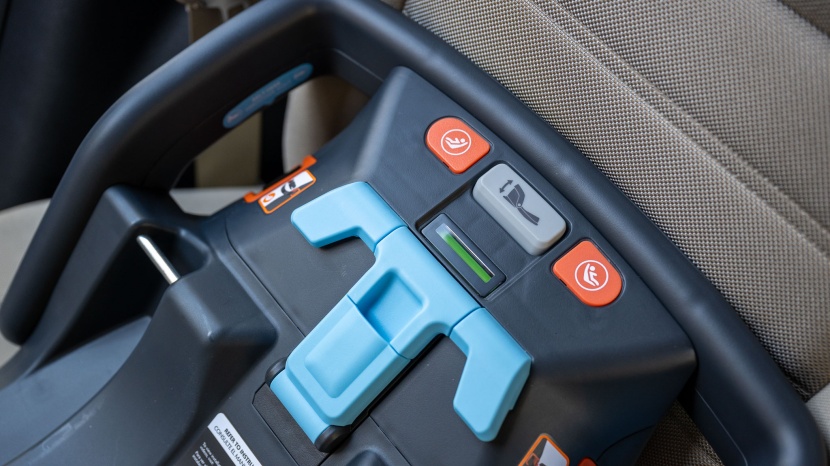 the mesa base has a color indicator that shifts green when it is...