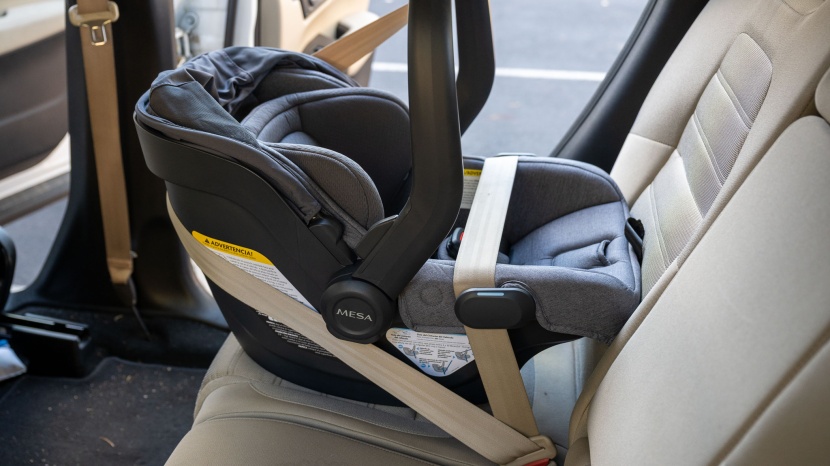 uppababy mesa v3 - the european belt path for installing the mesa v3 works well, and we...