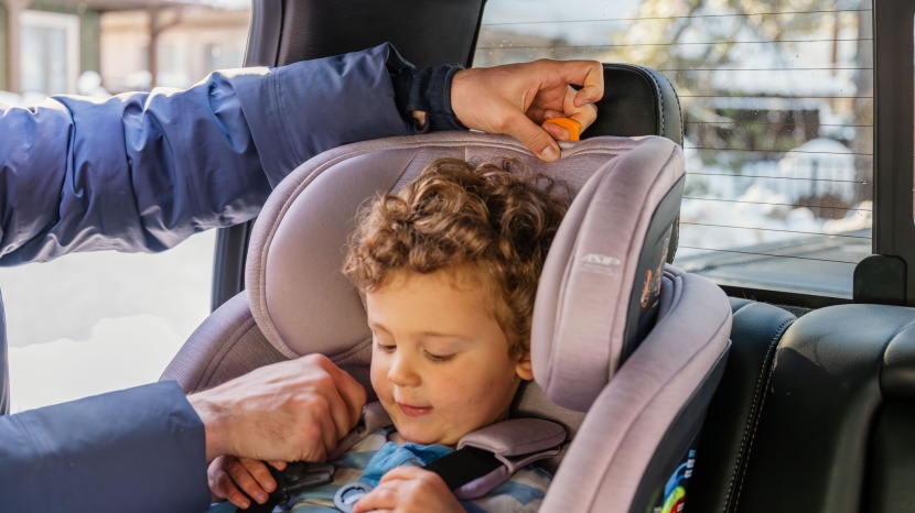 adjusting the shoulder strap height of the onefit is easy with a...