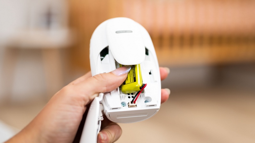 sound monitor - the rechargeable battery on the vtech dm1211 is easy to access and...