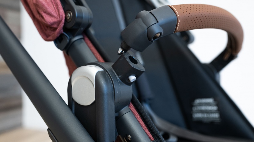 the attention to detail on the vista v2 like the leatherette...