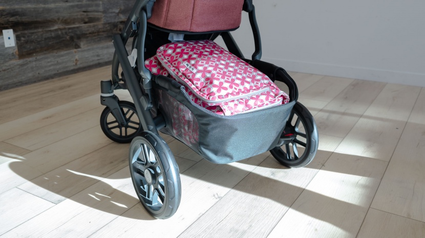 despite the crossbar in the middle of the vista v2, we could fit an...