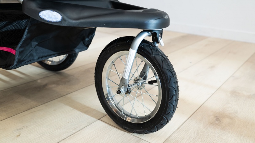 the rubber, air-filled tire on the expedition helps it move easily...