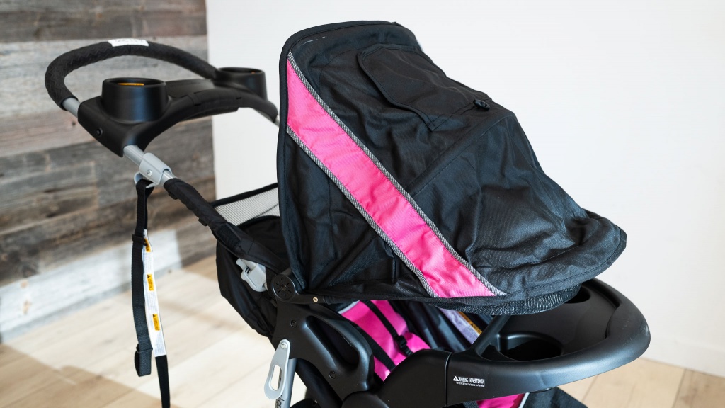 baby trend expedition - while the expedition canopy rotates forward to help block the lower...