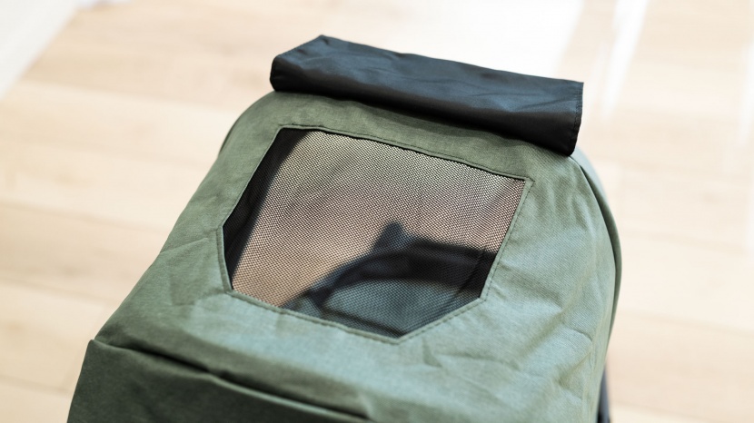 the select's mesh window is good for peeking, chatting, or...