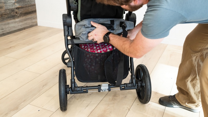 baby jogger city select 2 - we were able to slide a messenger bag into the select storage bin...