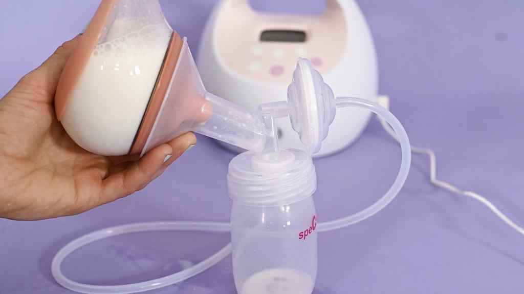 Elvie Pump Breastmilk Storage Bottles | Compatible Electric Breast Pump |  Breast Milk Storage Baby Bottles for Breastfed Babies | Breast Feeding