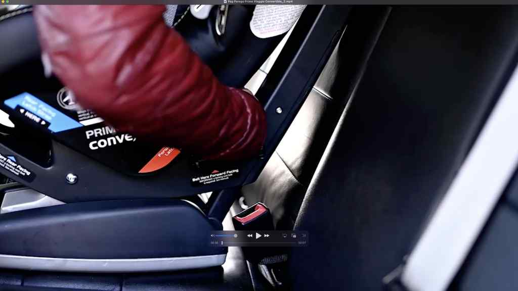 Peg Perego Primo Viaggio 5-65 Kinetic Convertible Car Seat Eco Leather – BB  Buggy