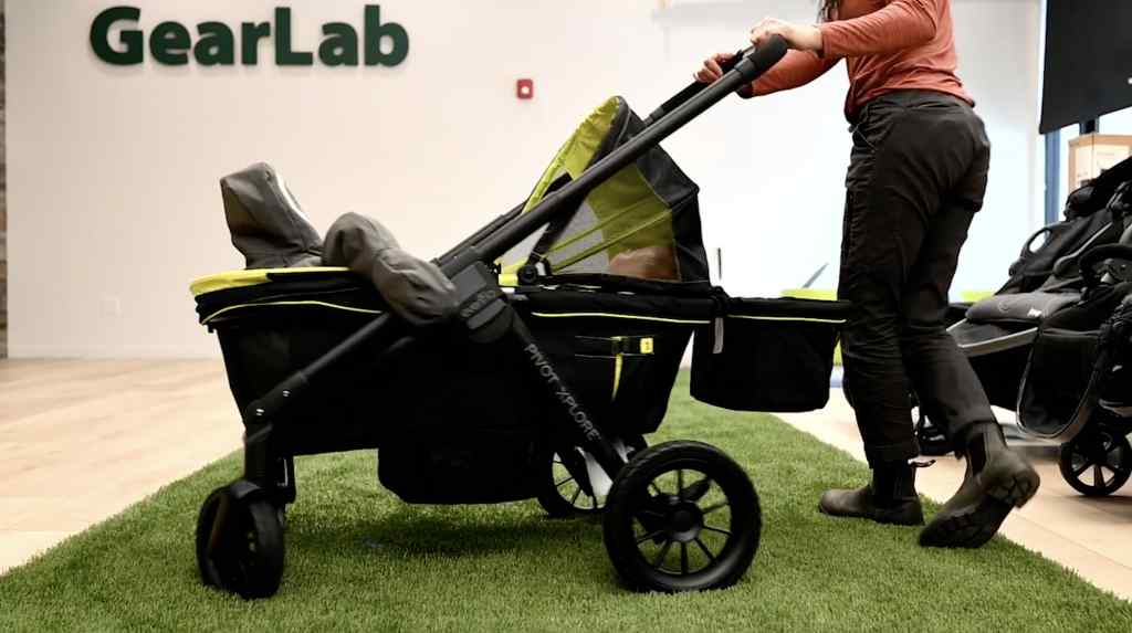 Off road double outlet stroller