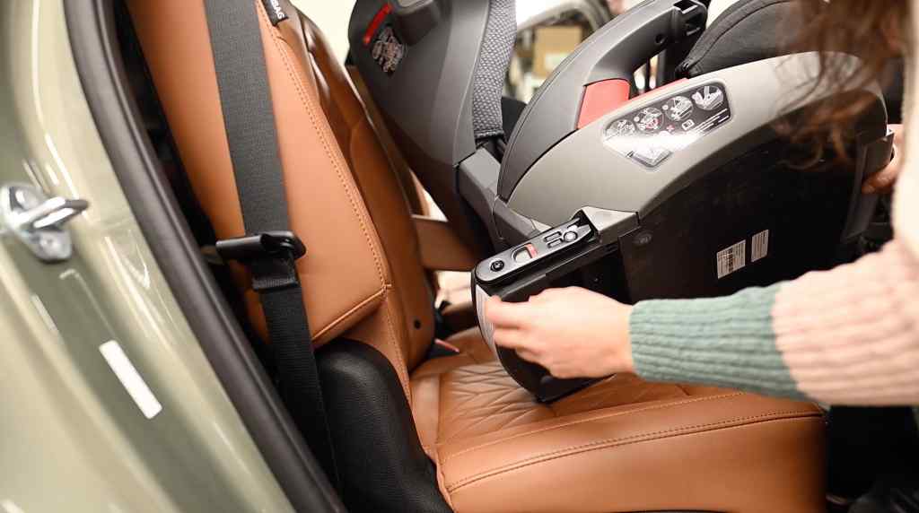 Driving while pregnant? Beware of seatbelt adjusters